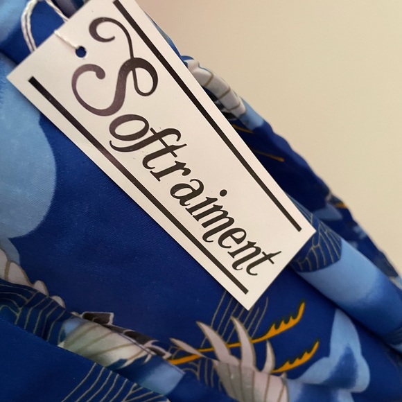 Camella fabric very expensive. Look it up - Picture 5 of 6